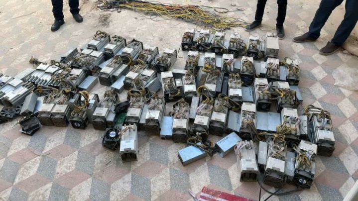 ۱۵۰۰ ماینر غیرمجاز در تهران جمع‌آوری و اعمال قانون شد