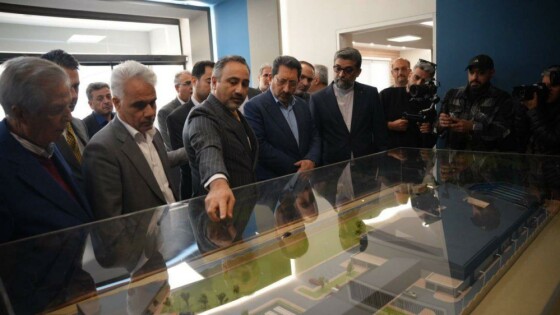 بازدید وزیر صمت از مرکز آزمایش کامل تصادف خودرو