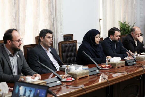 نشست فعالان اقتصاد دیجیتال با سران قوا