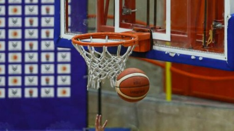 محرومیت بسکتبالیست آمریکایی لیگ ایران به دلیل مصرف «حشیش»