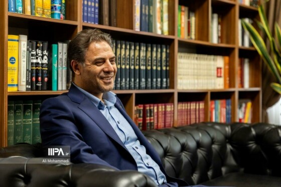 بازدید مدیرعامل شرکت مخابرات از روزنامه ایران