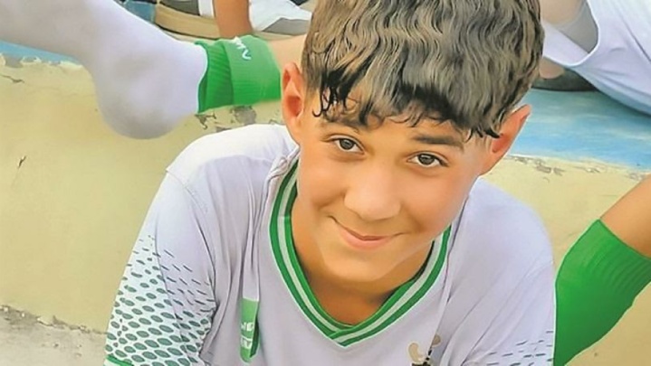 اهدای عضو کاپیتان تیم نوجوانان عقاب