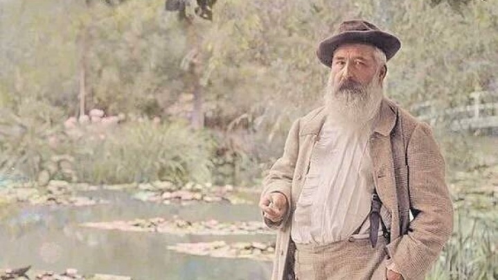 تماشاگه نور و زایش جهان