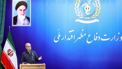 فیلم/ نشست شورای راهبردی وزارت دفاع با حضور دکتر پزشکیان