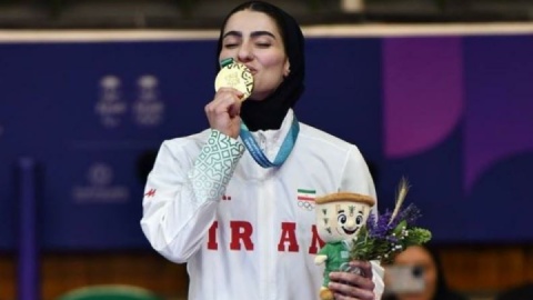 گلشادنژاد: دختران حرفهای زیادی برای گفتن دارند