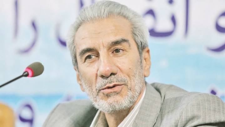 برای قضاوت زود است