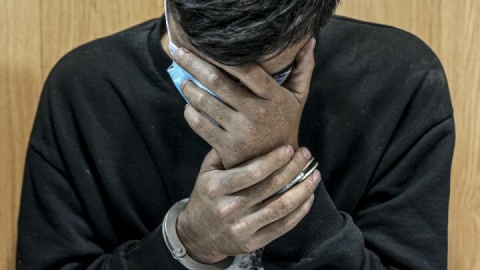 فیلم/ سارق موتورسیکلت: مردم اگر میخواهند موتورشان را سرقت نکنیم اون رو به امان خدا ول نکنند!