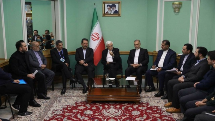 دیدار معاون اول رئیس‌جمهور با نمایندگان دانشجویان ایرانی دانشگاه‌های روسیه