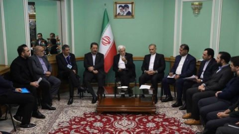 دیدار معاون اول رئیسجمهور با نمایندگان دانشجویان ایرانی دانشگاههای روسیه