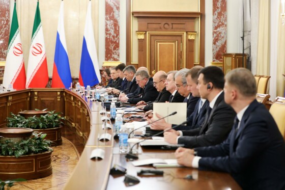 دیدار معاون اول رئيس‌جمهور با نخست وزیر روسیه