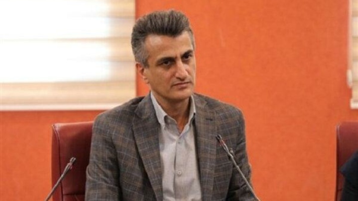 کتاب تنها رسانه‌ای است که انسان را وادار به تأمل می‌کند