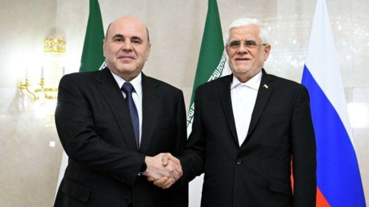 دیدار عارف و نخست‌وزیر روسیه در مسکو