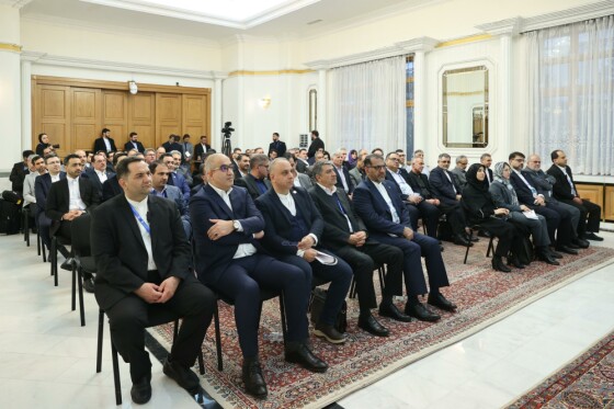 دیدار با فعالین اقتصادی و تجار ایرانی مقیم روسیه