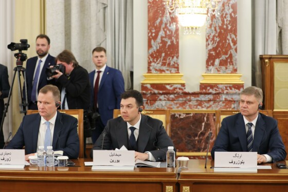 دیدار معاون اول رئيس‌جمهور با نخست وزیر روسیه