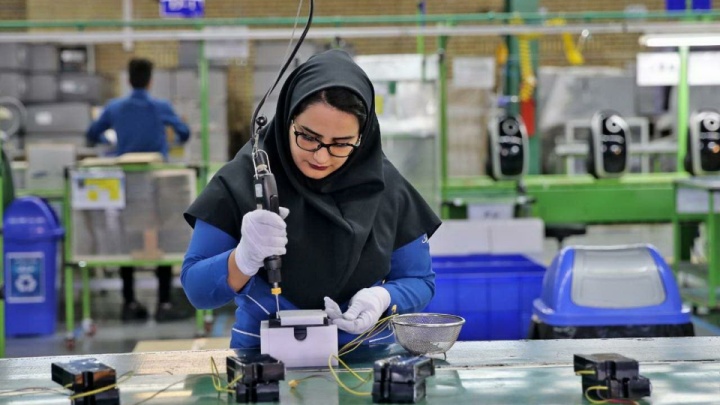 تمایل ۷۰ درصد زنان تحصیلکرده به تلفیق سنت و مدرنیته