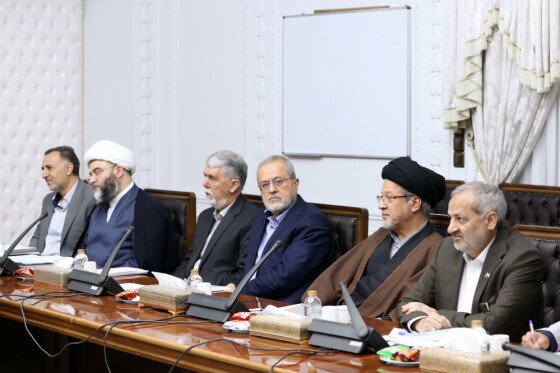 جلسه شورای عالی انقلاب فرهنگی