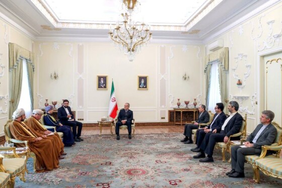 دریافت استوارنامه سفرای جدید کشورهای اتریش، غنا،عمان ، امارات