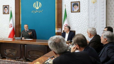 پزشکیان: خط قرمز من برای اجرای طرح پزشک خانواده، پرهیز از افزایش پرداخت از جیب مردم است