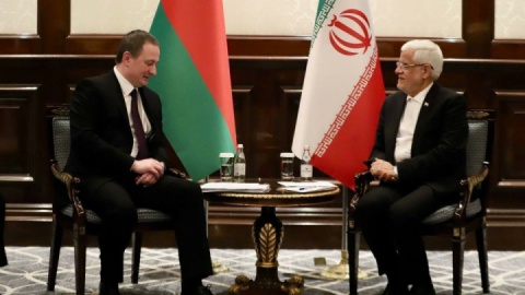 عارف: برای توسعه روابط با بلاروس اهمیت زیادی قائل هستیم