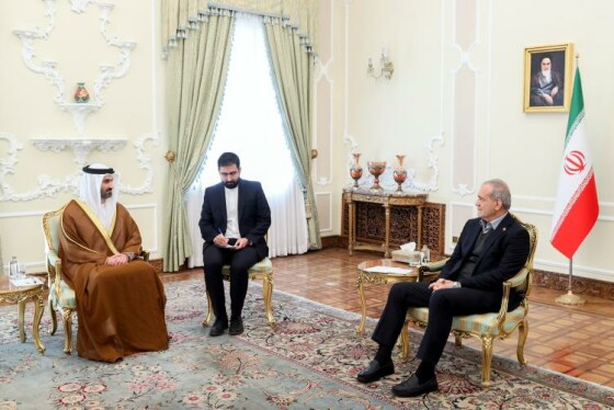 دریافت استوارنامه سفرای جدید کشورهای اتریش، غنا،عمان ، امارات