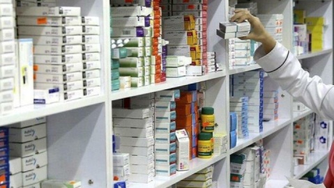 فیلم /  ارسال داروی بیماران خاص به درب منزل