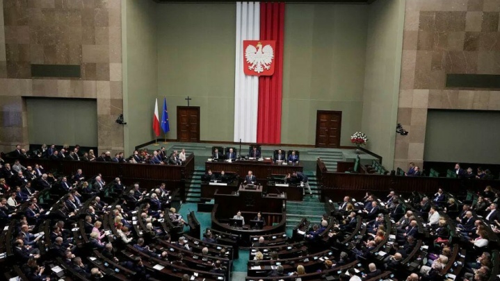 لهستان کنسولگری روسیه را می‌بندد