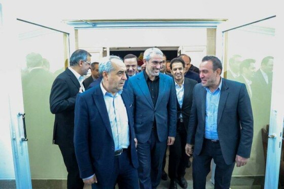 سفر وزیر امور اقتصادی و دارایی به استان آذربایجان شرقی