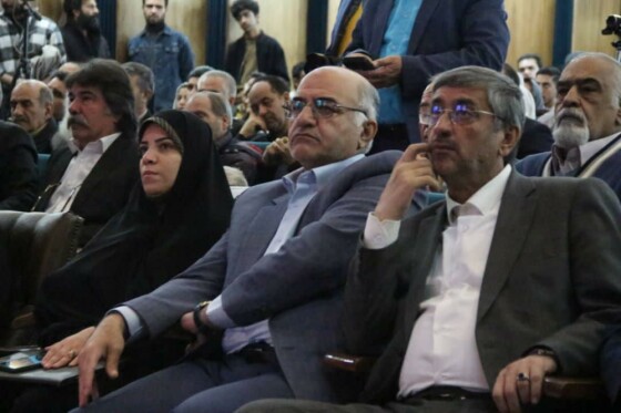 آیین اختتامیه سی‌وهفتمین جشنواره تئاتر لرستان با حضور وزیر فرهنگ و ارشاد اسلامی