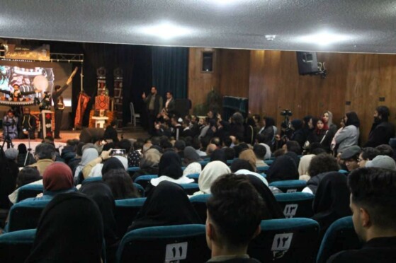 آیین اختتامیه سی‌وهفتمین جشنواره تئاتر لرستان با حضور وزیر فرهنگ و ارشاد اسلامی