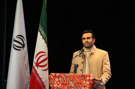 آیین اختتامیه سی‌وهفتمین جشنواره تئاتر لرستان با حضور وزیر فرهنگ و ارشاد اسلامی