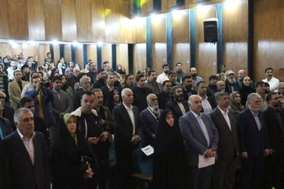 آیین اختتامیه سی‌وهفتمین جشنواره تئاتر لرستان با حضور وزیر فرهنگ و ارشاد اسلامی