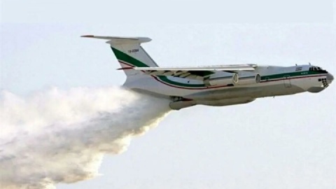 فیلم/ آغاز عملیات هوایی مهار آتش‌سوزی جنگل چالوس با هواپیمای ایلوشن