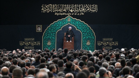 فیلم/ شب اول مراسم عزاداری فاطمیه با حضور رهبر انقلاب در حسینیه امام خمینی(ره)