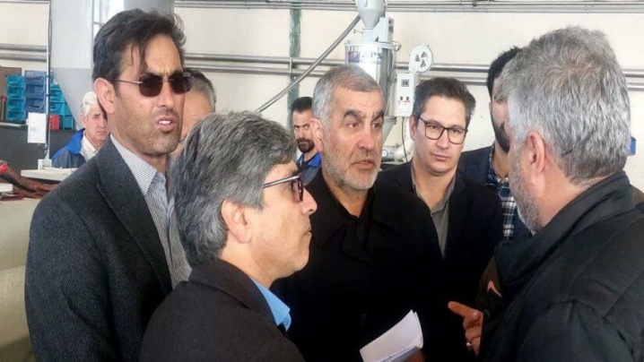 نیکزاد: دولت و مجلس برای رفع موانع تولید عزم جدی دارند