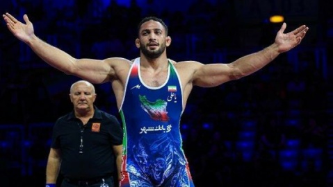 سومین مدال خوش رنگ طلا بر گردن امیرعلی آذرپیرا