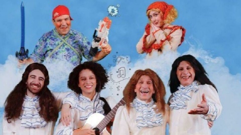 غیبت محمد مسلمی در نمایش «دوره‌گردها»