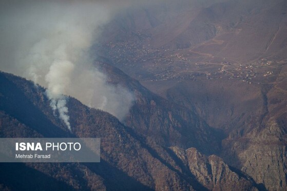 عملیات مهار آتش‌سوزی مناطق کوهستانی روستاهای دلیر و الیت