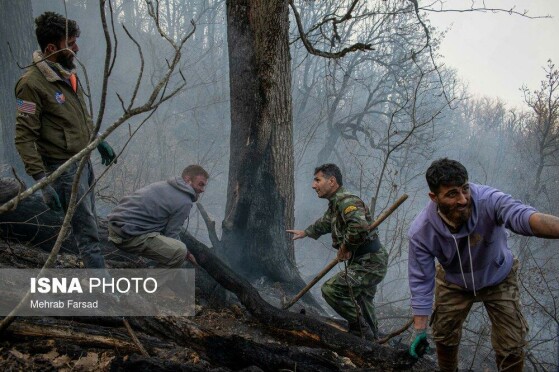 عملیات مهار آتشسوزی مناطق کوهستانی روستاهای دلیر و الیت