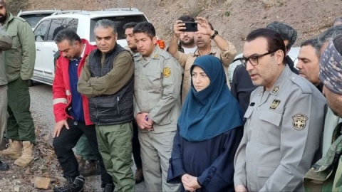 تلاش گسترده برای مهار آتش‌سوزی‌های جنگل الیت