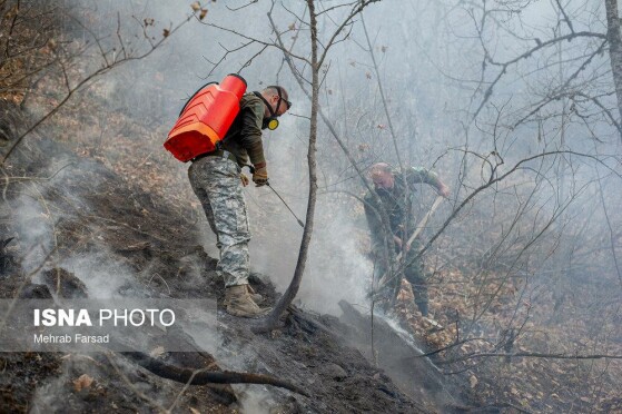عملیات مهار آتش‌سوزی مناطق کوهستانی روستاهای دلیر و الیت