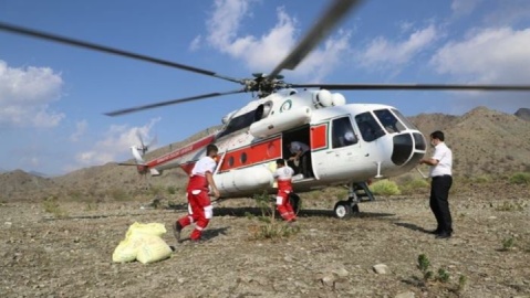 ۱۲ سورتی پرواز بالگرد‌های هلال‌احمر برای مهار آتش جنگل‌های الیت