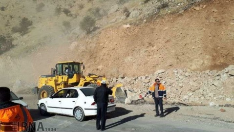 اصلاح ۹۵۵ نقطه پرحادثه شبکه راههای کشور در مدت فعالیت دولت چهاردهم