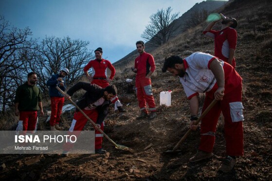 عملیات مهار آتشسوزی مناطق کوهستانی روستاهای دلیر و الیت
