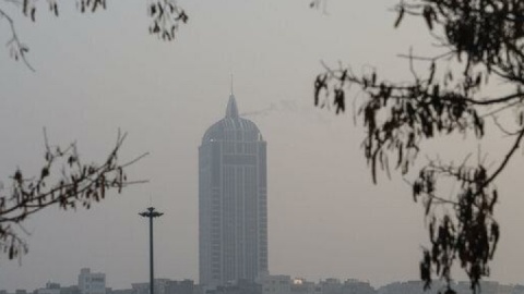 هوای تبریز برای تمام گروه‌ها ناسالم است