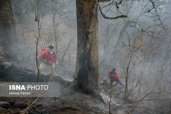 عملیات مهار آتش‌سوزی مناطق کوهستانی روستاهای دلیر و الیت
