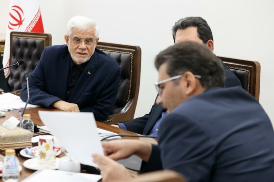 برگزاری جلسه بررسی وضعیت و احیای صنعت نساجی