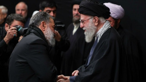 نوای «ایران ای سرای امید ای حرم آل محمد(ص)» توسط محمود کریمی