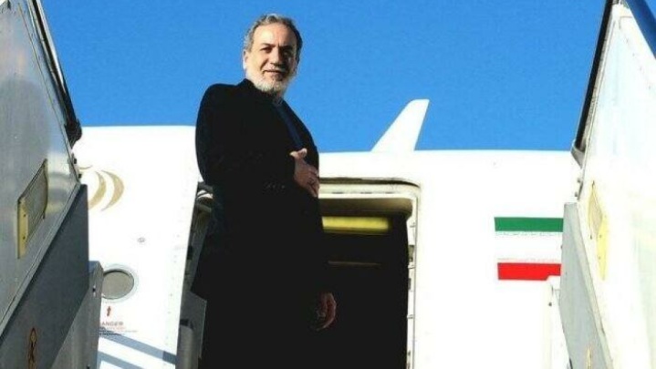 عراقچی به فرانسه سفر می‌کند