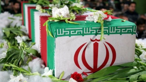 تشییع پیکر مطهر ۷ شهید گمنام در قم برگزار شد