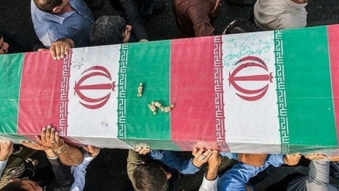 مردم فارس، ۱۲ شهید دفاع مقدس را تشییع کردند